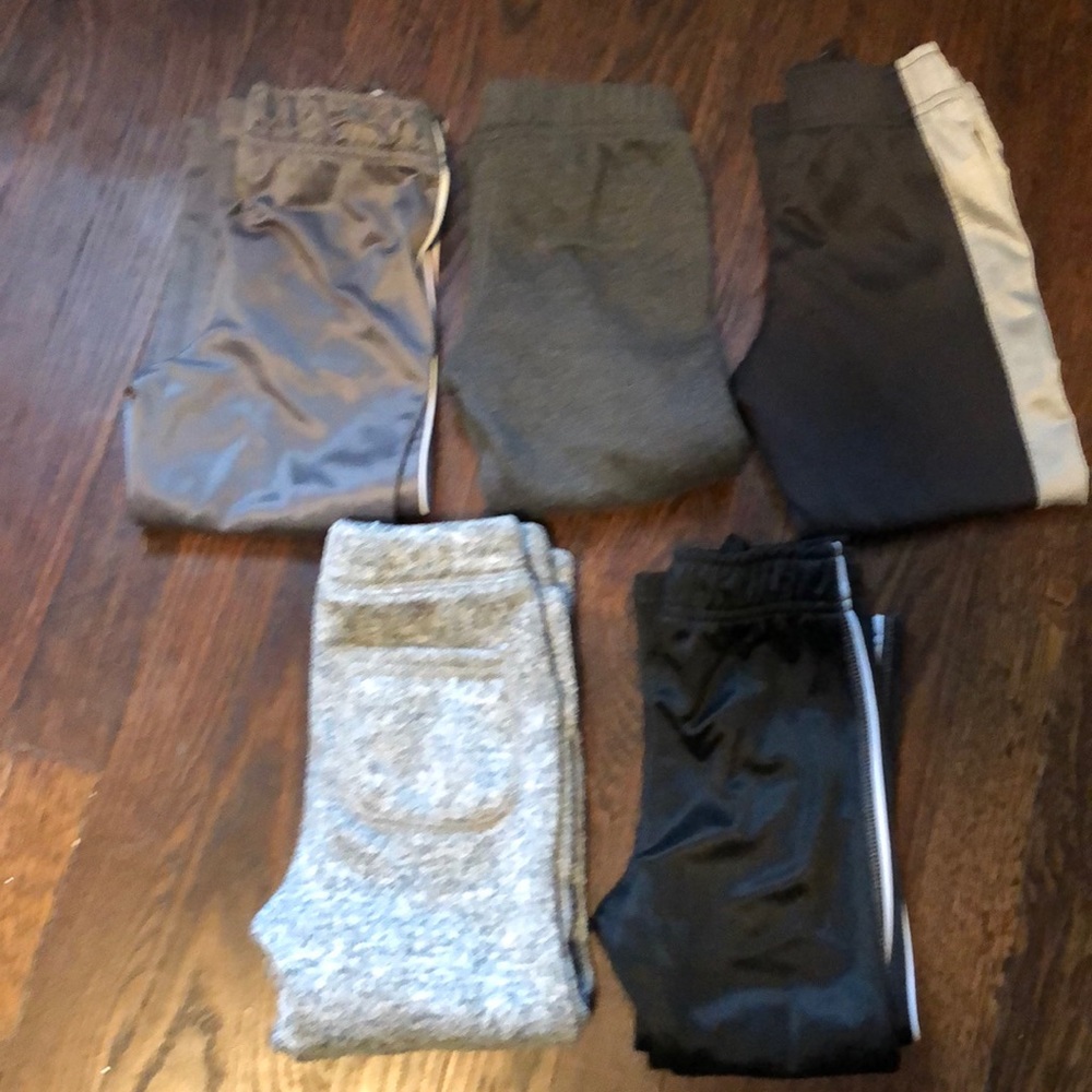 5 pairs of comfy pants